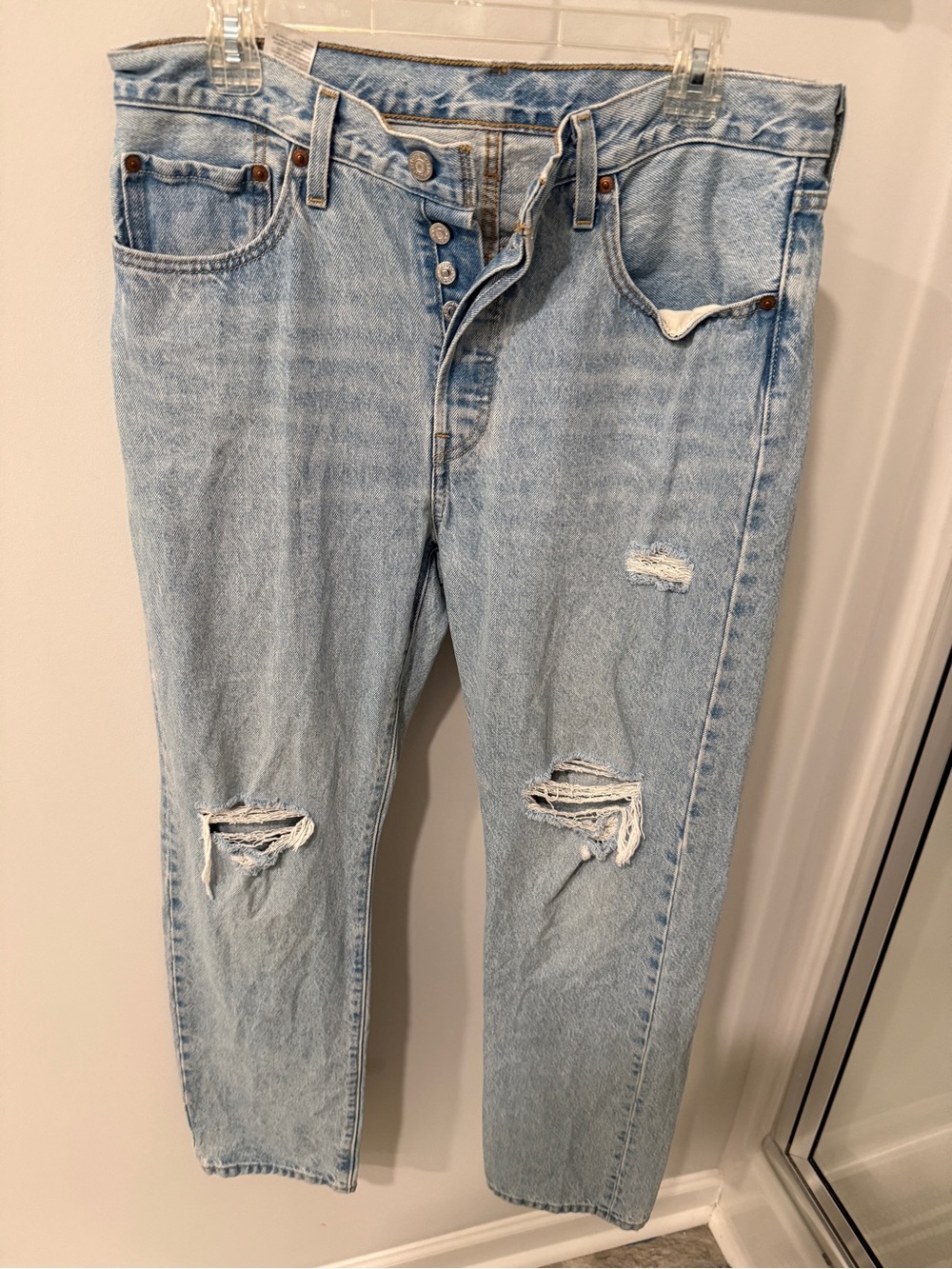 Levi’s high waisted jeans